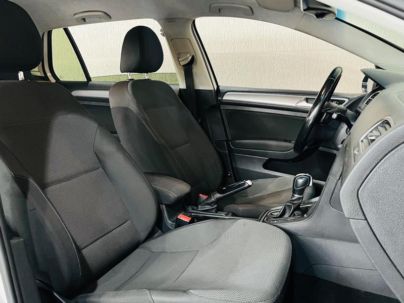Volkswagen Golf Comfortline Ac - foto 5