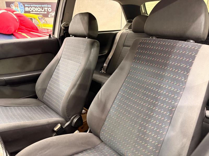 Volkswagen Gol Special - foto 9