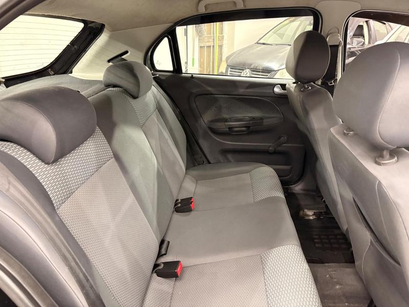 Volkswagen Gol 1.0 - foto 11