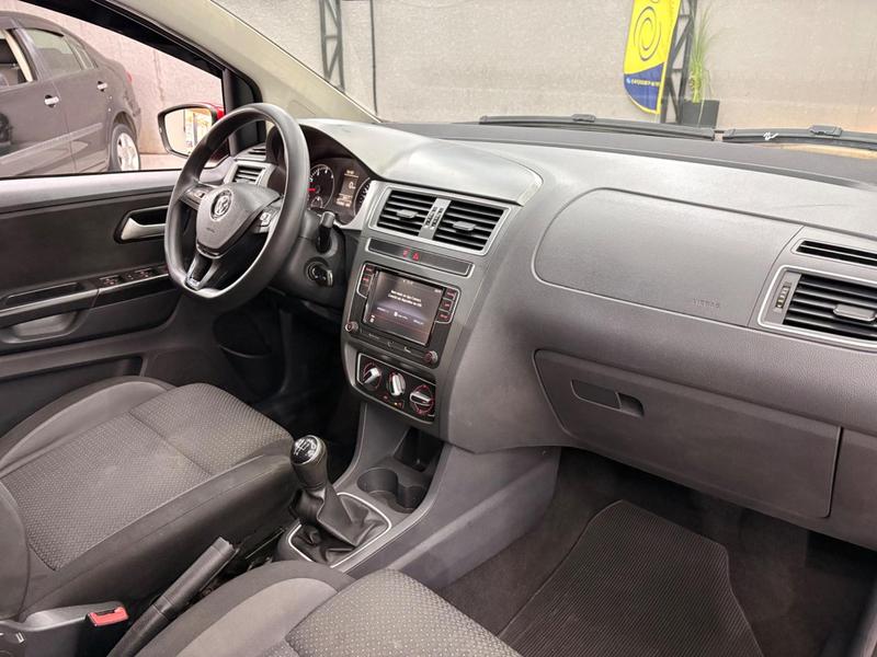 Volkswagen Fox Connect Mb - foto 12
