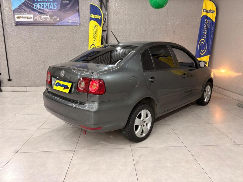 Volkswagen Polo Sedan 1.6 Mi Total Flex 8V 4P - foto 6