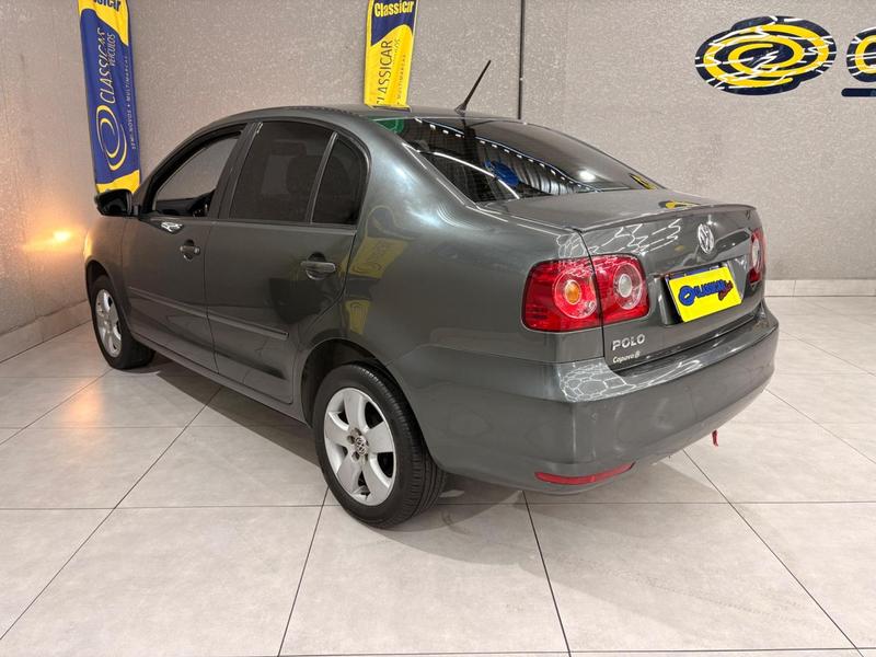 Volkswagen Polo Sedan 1.6 Mi Total Flex 8V 4P - foto 8