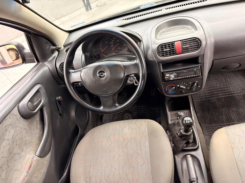 Chevrolet Montana Conquest - foto 11