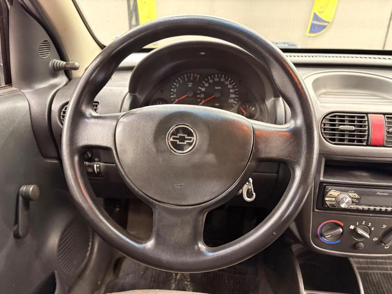 Chevrolet Montana Conquest - foto 12