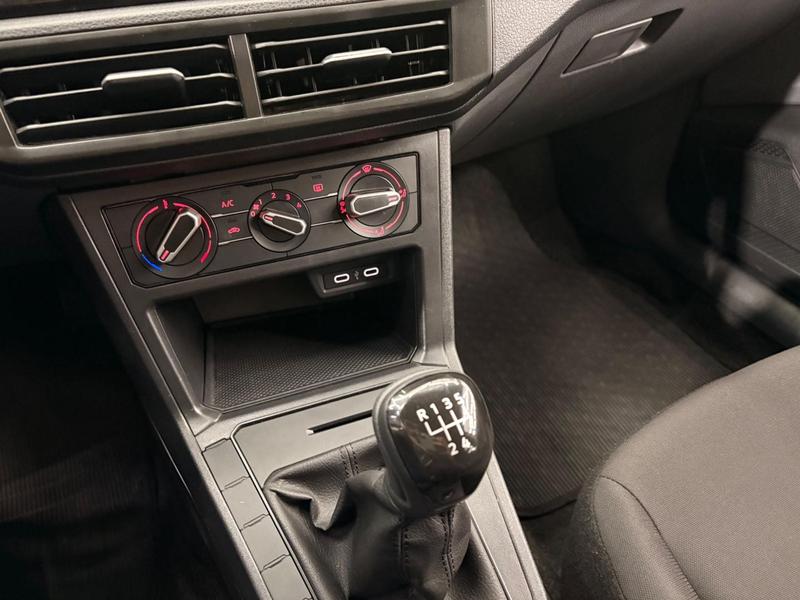Volkswagen Polo Track 1.0 Flex 12V 5P - foto 16