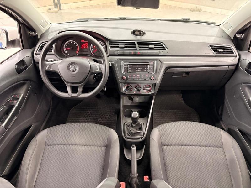 Volkswagen Voyage 16l - foto 12