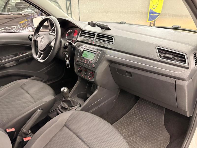 Volkswagen Voyage 16l - foto 10