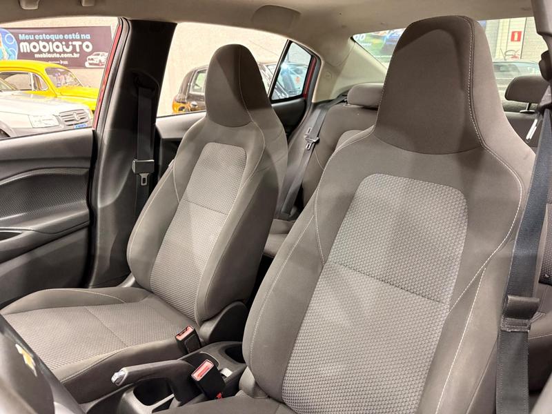 Chevrolet Onix Plus 10mt - foto 9