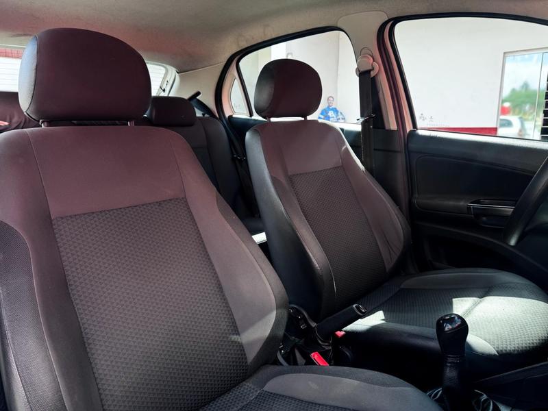 Volkswagen Gol 16l - foto 7