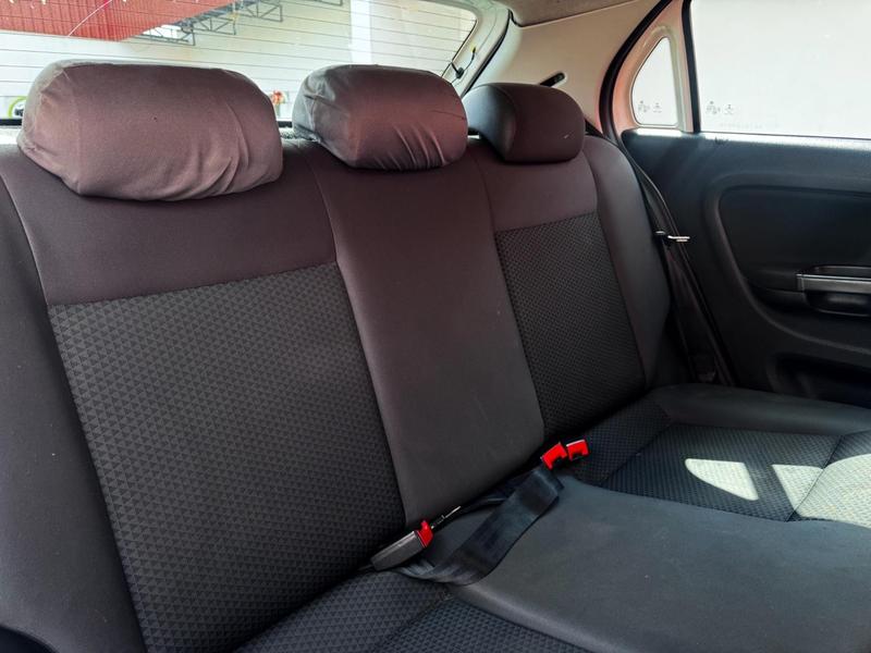 Volkswagen Gol 16l - foto 8