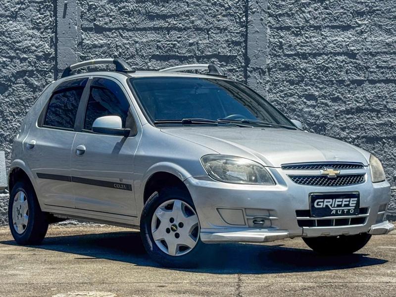 Chevrolet Celta 10l LT - foto 3