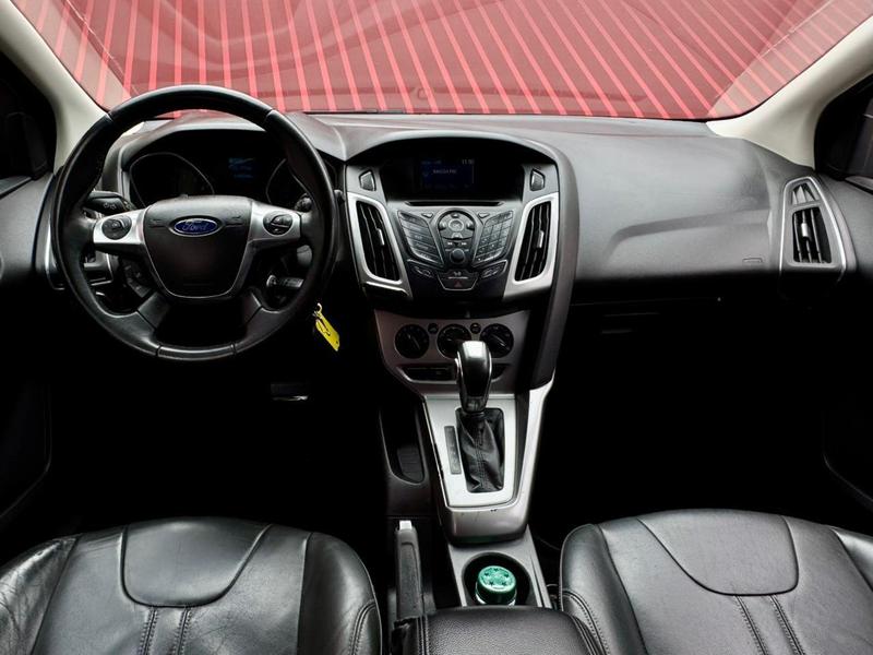 Ford Focus At 16h - foto 12