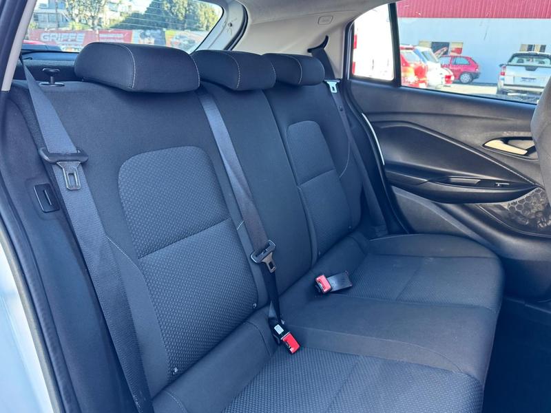 Chevrolet Onix 10mt - foto 17
