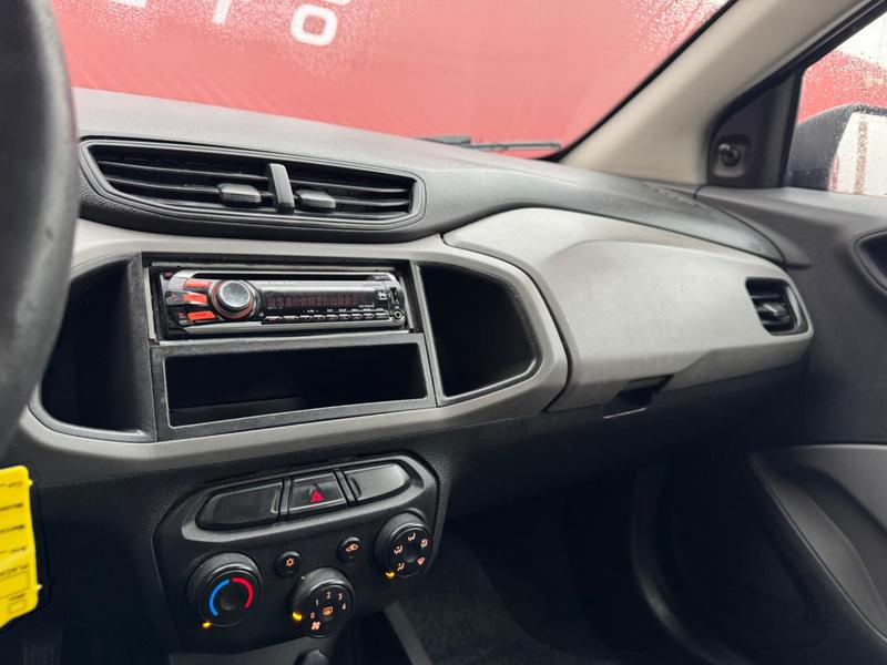 Chevrolet Onix Hatch LT 1.0 8V Flexpower 5P Mec. - foto 10