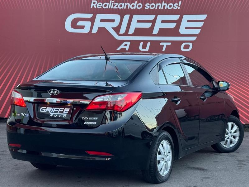 Hyundai HB20S 1.6 Comfort Plus 16V Flex 4P Automático - foto 4