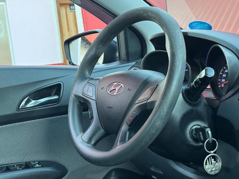 Hyundai HB20S 1.6 Comfort Plus 16V Flex 4P Automático - foto 7