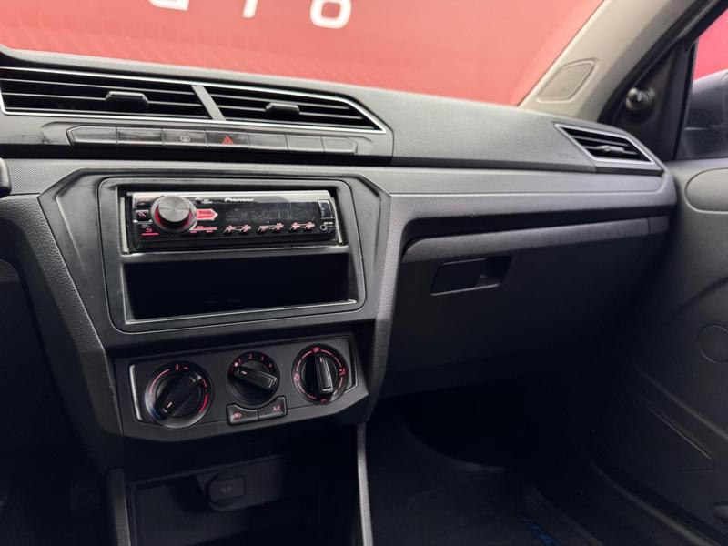 Volkswagen Gol 16l - foto 14