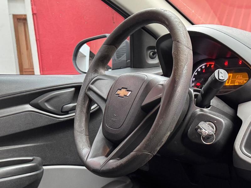 Chevrolet Onix 10mt Joye - foto 9