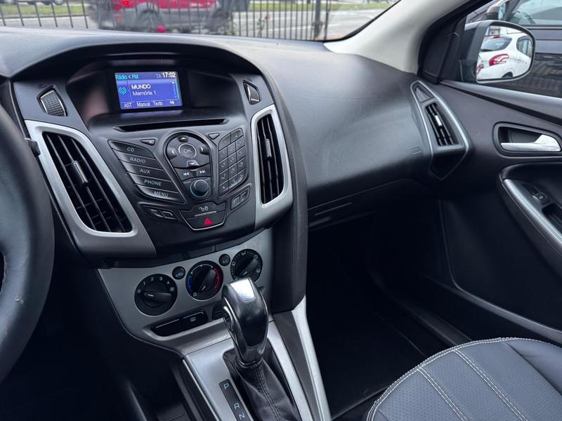 Ford Focus 1.6 S Se Se Plus Flex 8V 16V 5P - foto 14