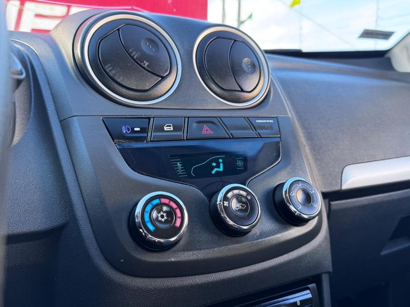 Chevrolet Montana Ls2 - foto 11