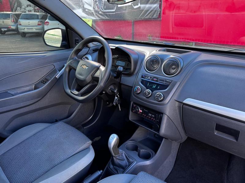 Chevrolet Montana Ls2 - foto 7