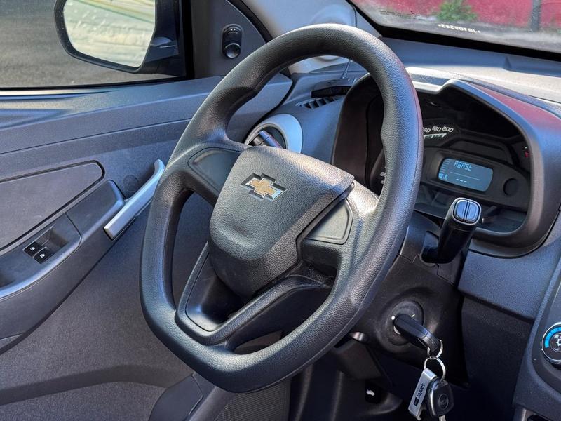 Chevrolet Montana Ls2 - foto 8