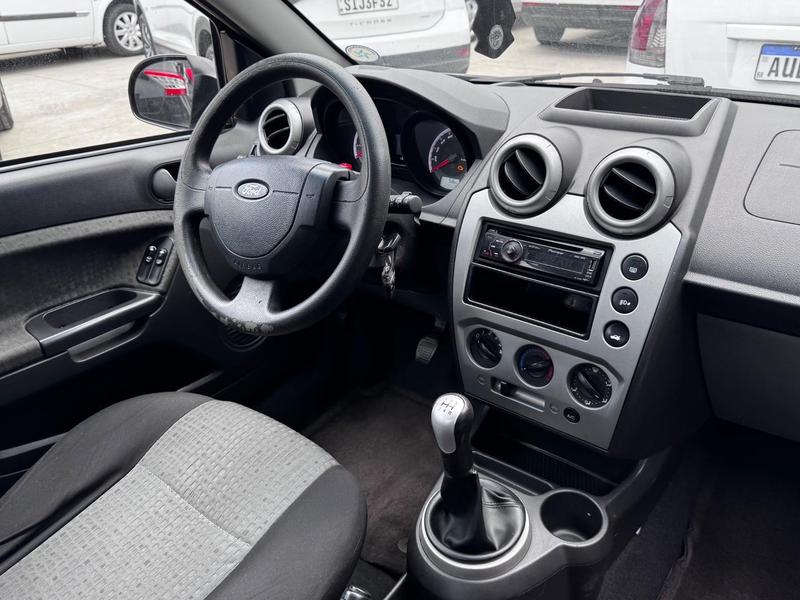 Ford Fiesta Sedan Sedan 1.6 Flex - foto 5