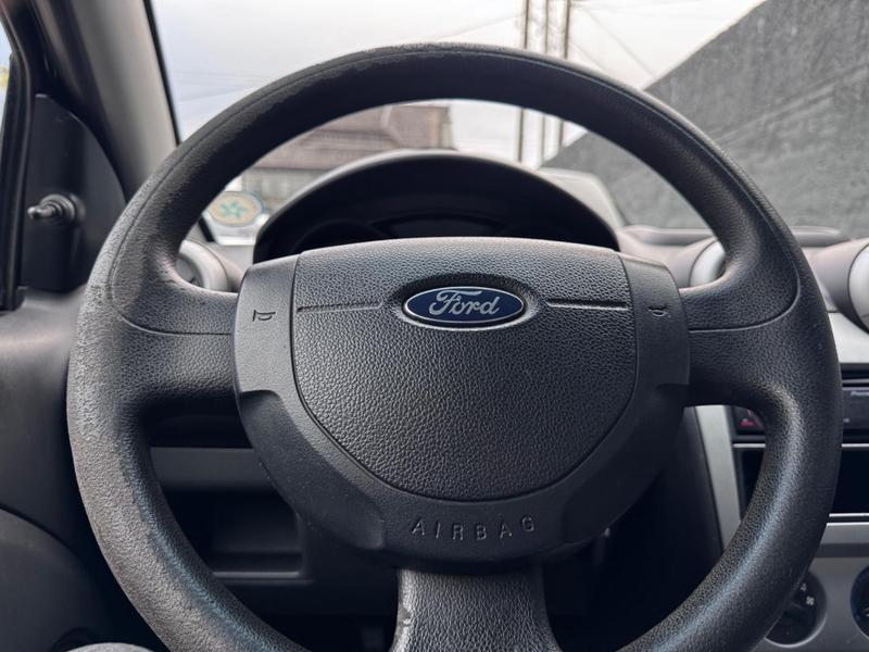 Ford Fiesta Sedan Sedan 1.6 Flex - foto 8