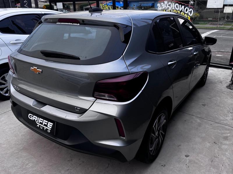 Chevrolet Onix 10mt - foto 2