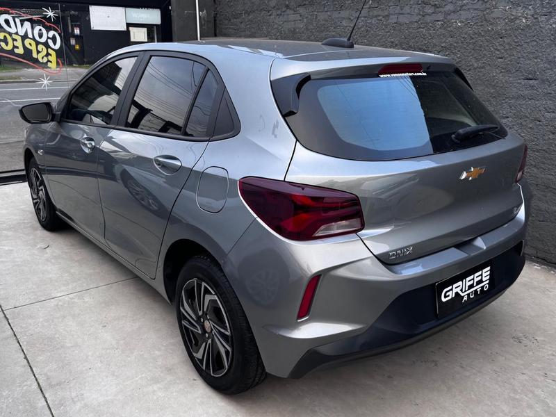 Chevrolet Onix 10mt - foto 3