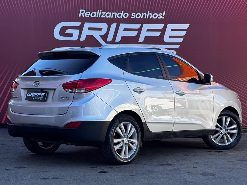 Hyundai ix35 2.0 - foto 4