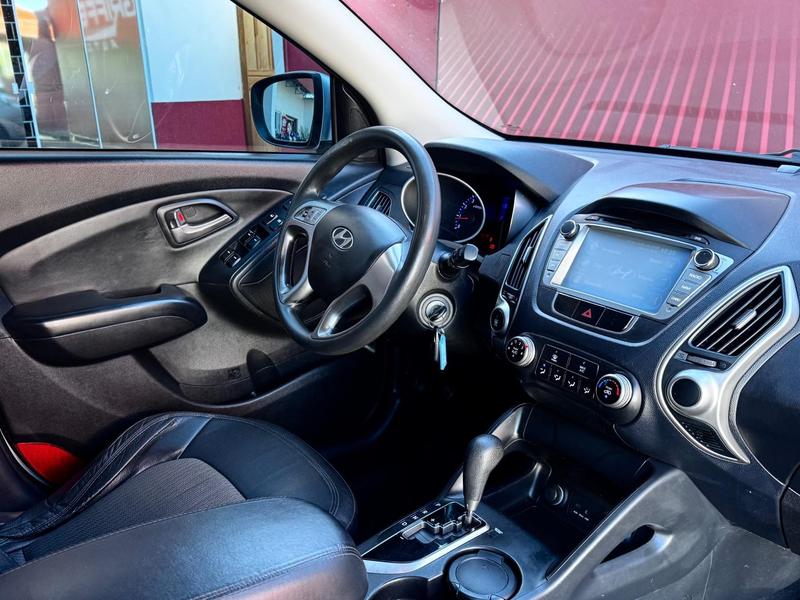 Hyundai ix35 2.0 - foto 7
