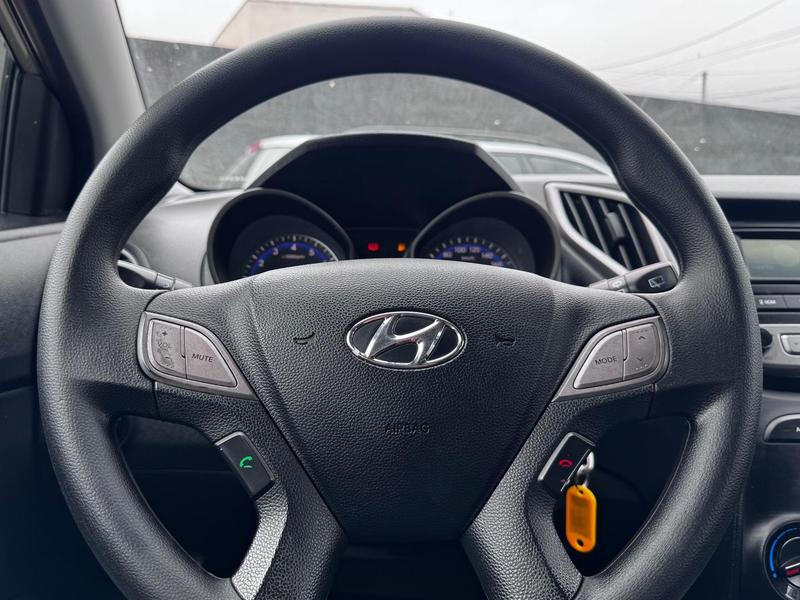 Hyundai HB20 10m 1.0 - foto 8