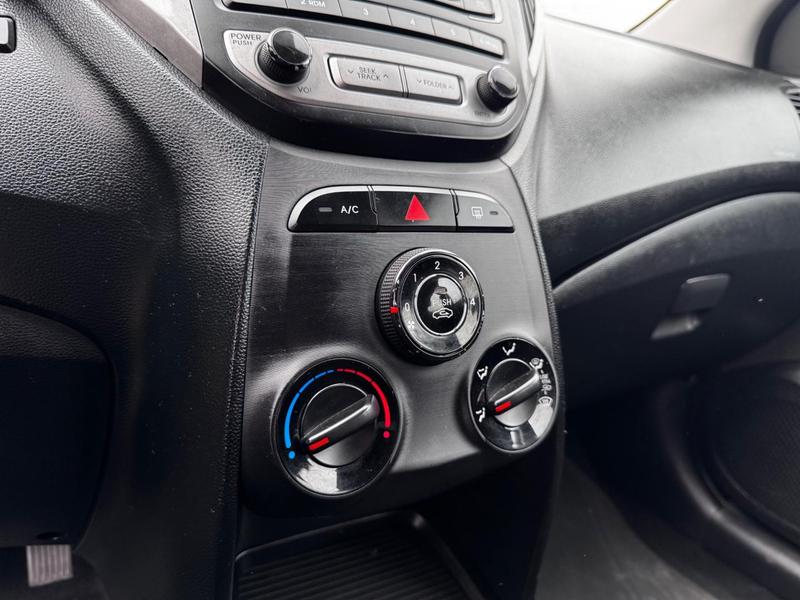Hyundai HB20 10m 1.0 - foto 10