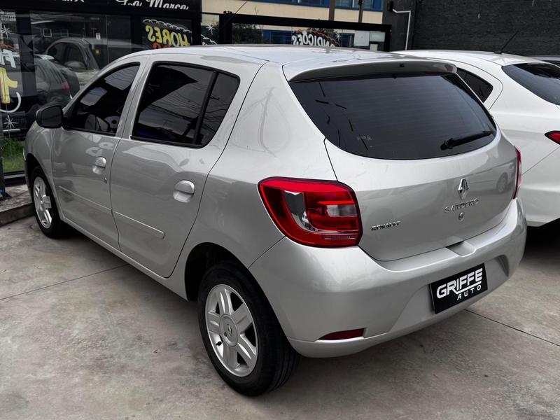 Renault Sandero Auth 1.0 - foto 4