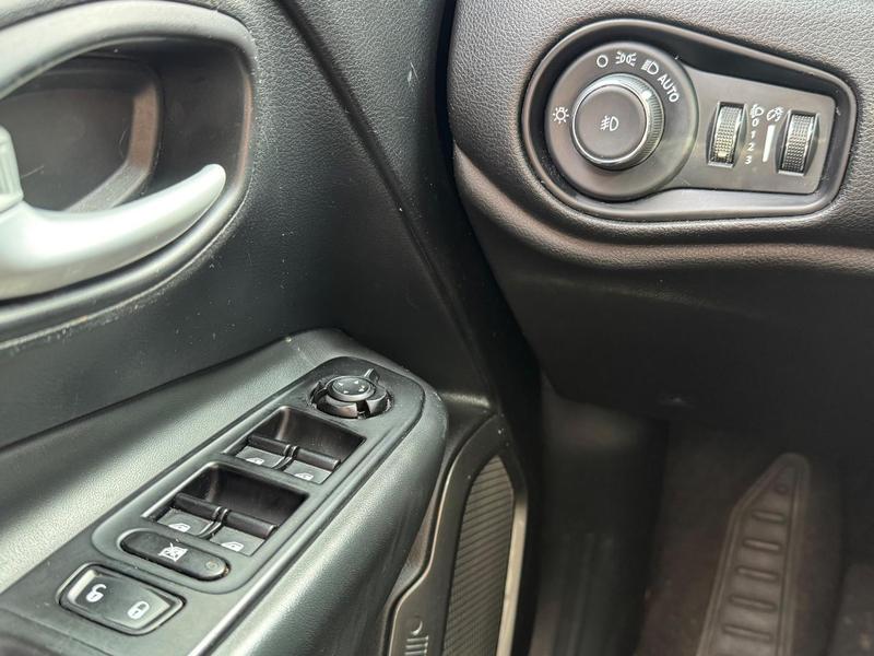 Jeep Renegade S T2704x4t - foto 15