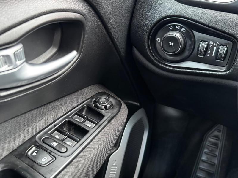 Jeep Renegade 1.8 At - foto 15