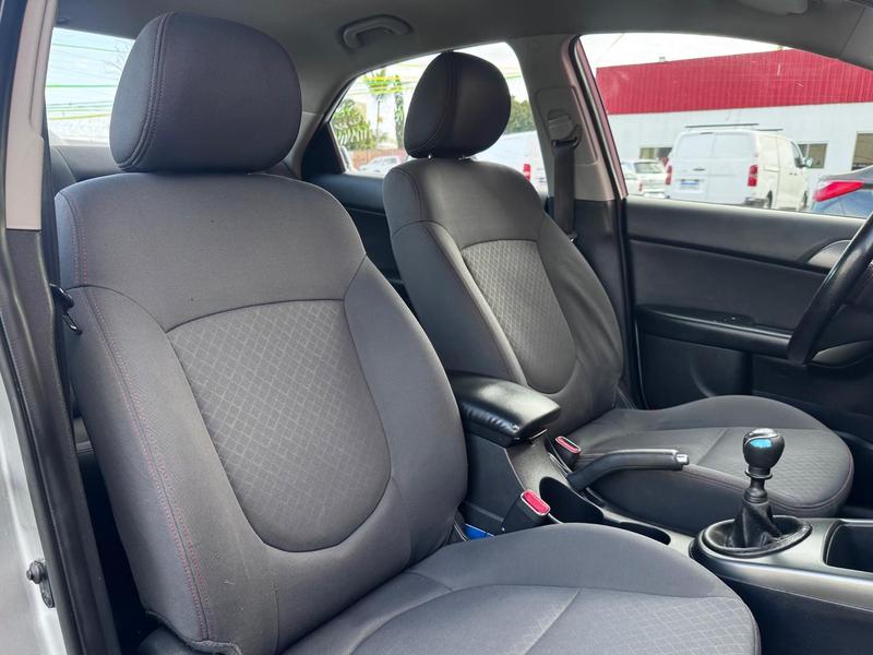 Kia Cerato Ex2 1.6l - foto 16