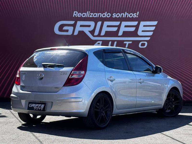 Hyundai i30 2.0 - foto 4