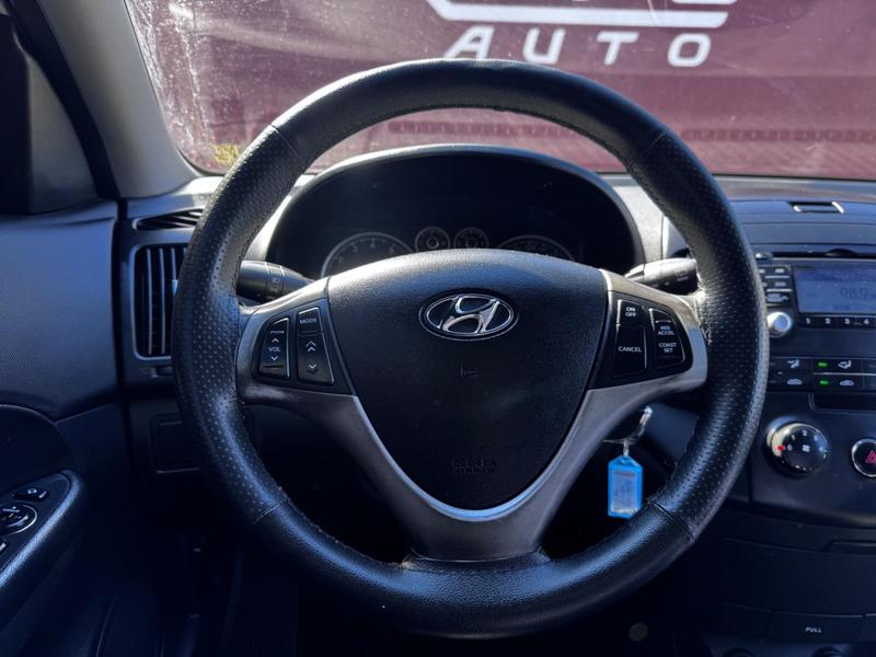 Hyundai i30 2.0 - foto 9