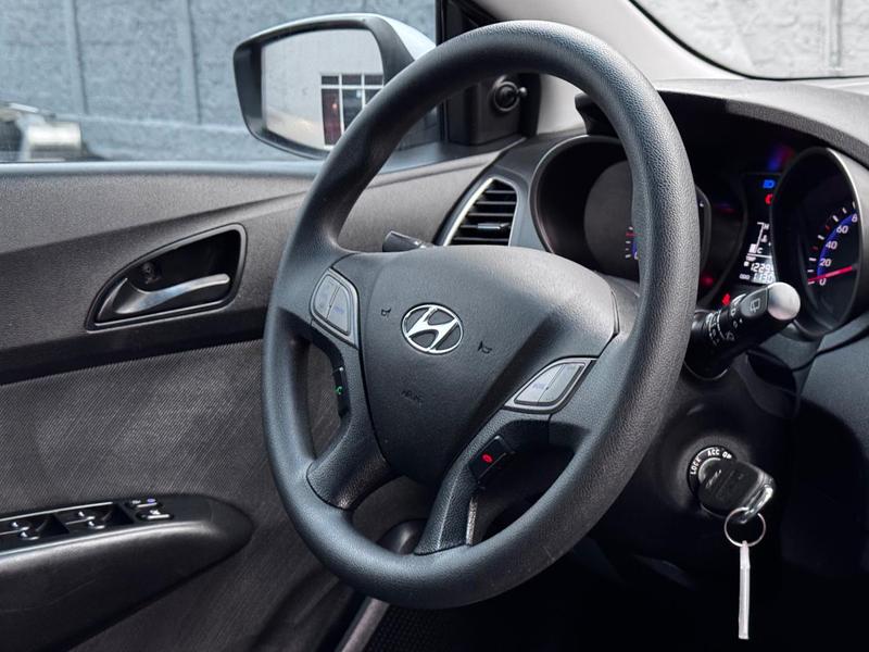 Hyundai HB20 Premium 1.6 Flex 16V Automático - foto 9