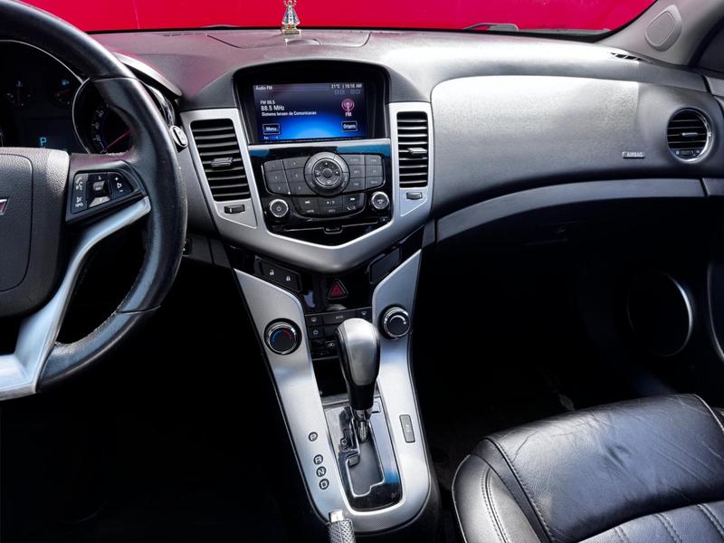 Chevrolet Cruze LTZ Hb - foto 11