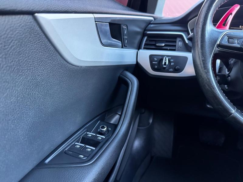 Audi A4 2.0 TFSI - foto 15