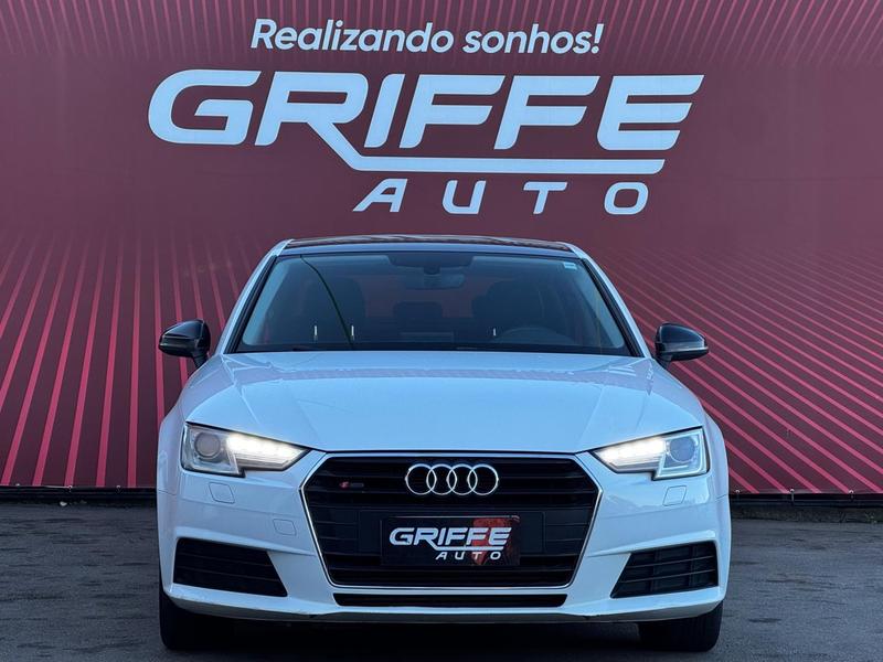 Audi A4 2.0 TFSI - foto 2