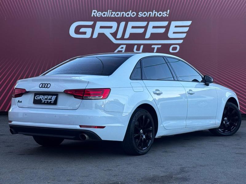 Audi A4 2.0 TFSI - foto 4