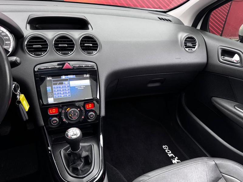 Peugeot 308 Allure - foto 16