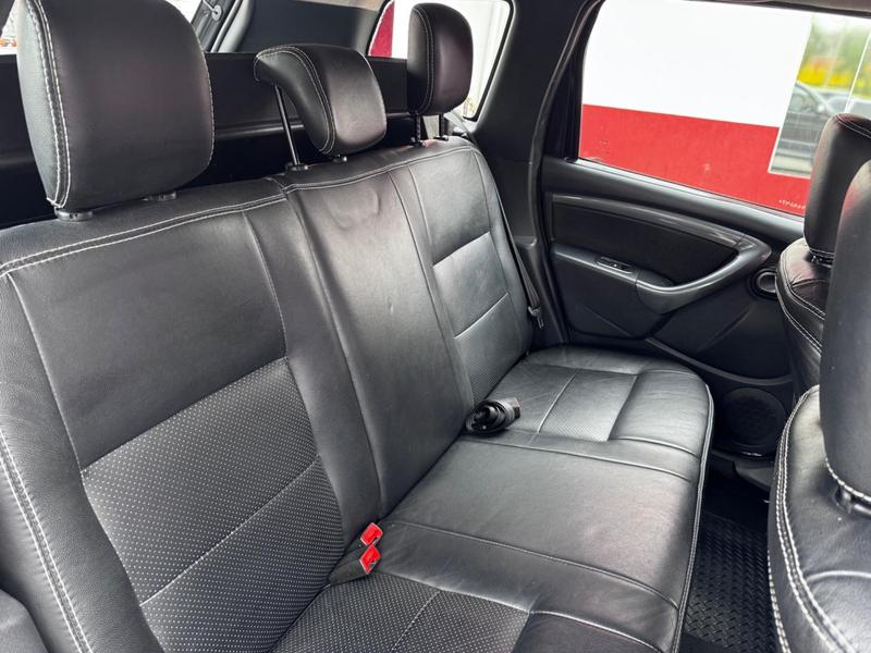 Renault Duster 2.0 D 4x2a - foto 15