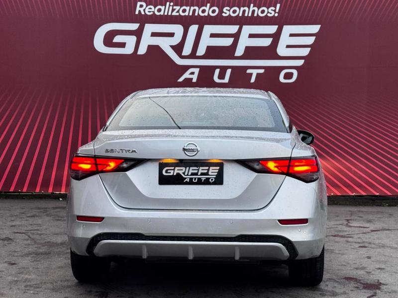 Nissan Sentra Adv CVT - foto 5