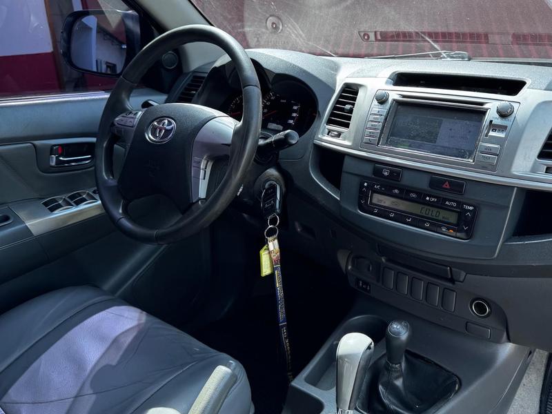 Toyota Hilux Cd4x4 Srv - foto 7