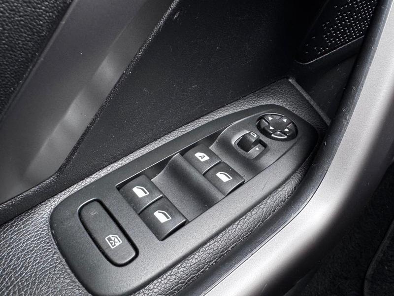 Peugeot 208 Grifre - foto 14